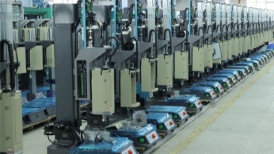 汽車水箱制造業(yè)升級：泰安超聲波焊接機(jī)技術(shù)如何破解行業(yè)痛點(diǎn)？